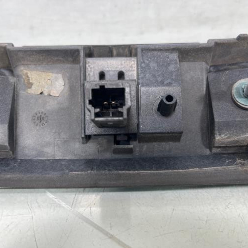 Bouton de coffre PEUGEOT 207 Photo n°3