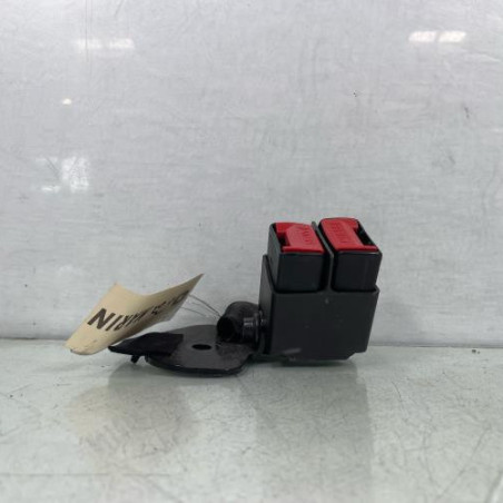Attache ceinture arriere droit RENAULT CLIO 2 Photo n°1