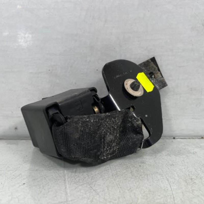 Attache ceinture arriere gauche RENAULT CLIO 2 Photo n°3