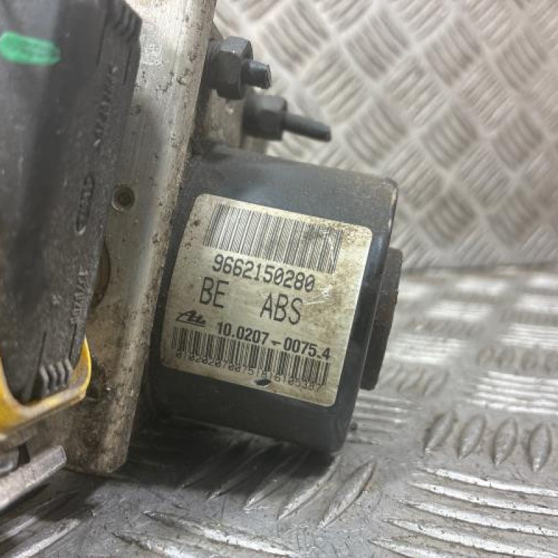 Bloc ABS (freins anti-blocage) CITROEN C3 1 Photo n°3