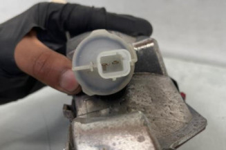 Anti brouillard arriere PEUGEOT 208 1