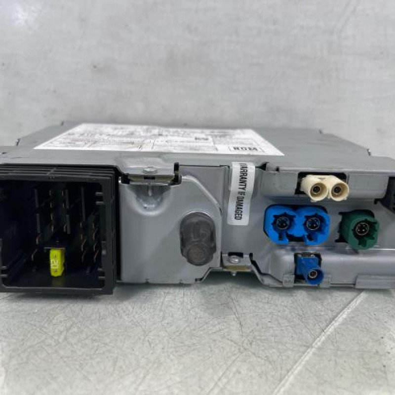 Autoradio d'origine PEUGEOT 208 1 Photo n°2