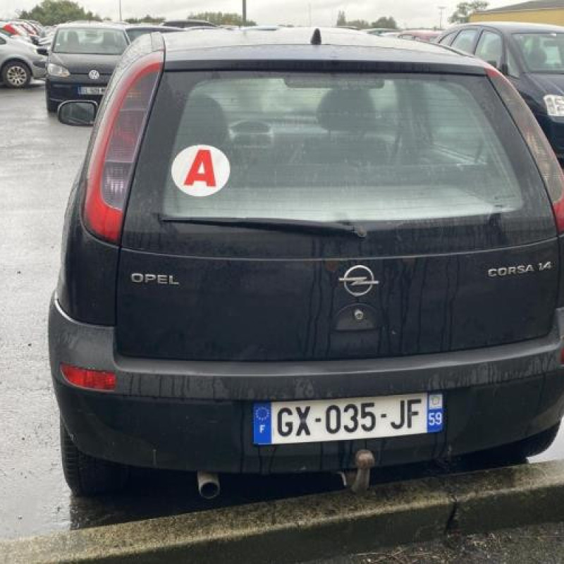 Plage arriere OPEL CORSA C Photo n°20