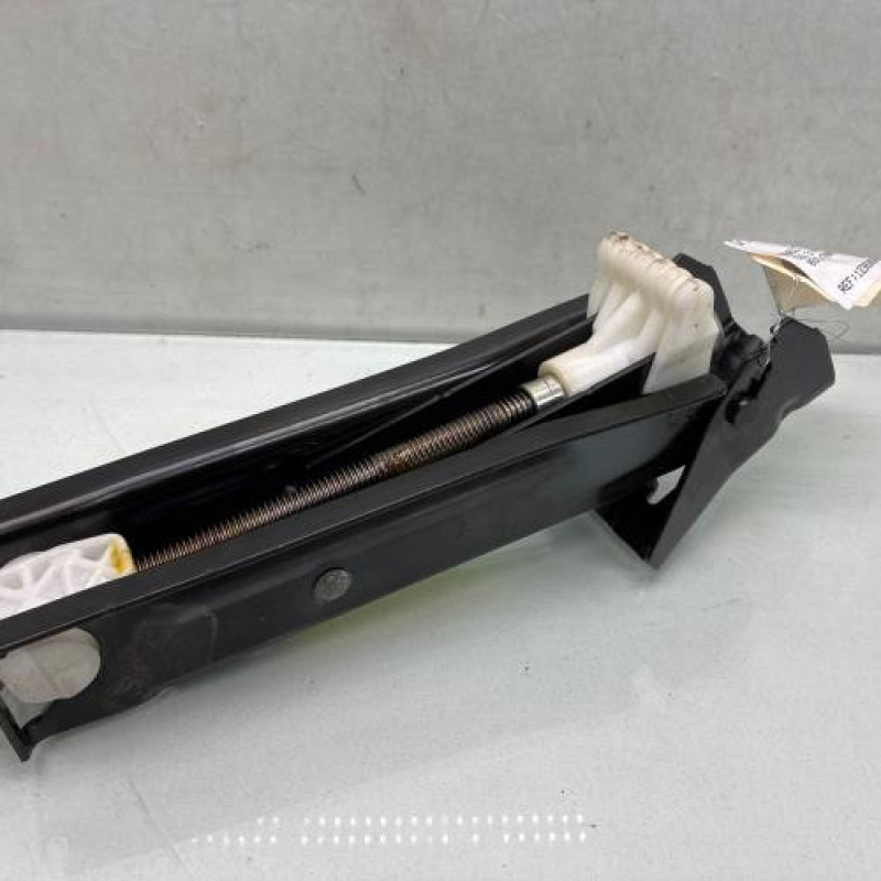 Cric RENAULT CLIO 3 Photo n°2