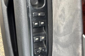 Bouton de coffre PEUGEOT 407