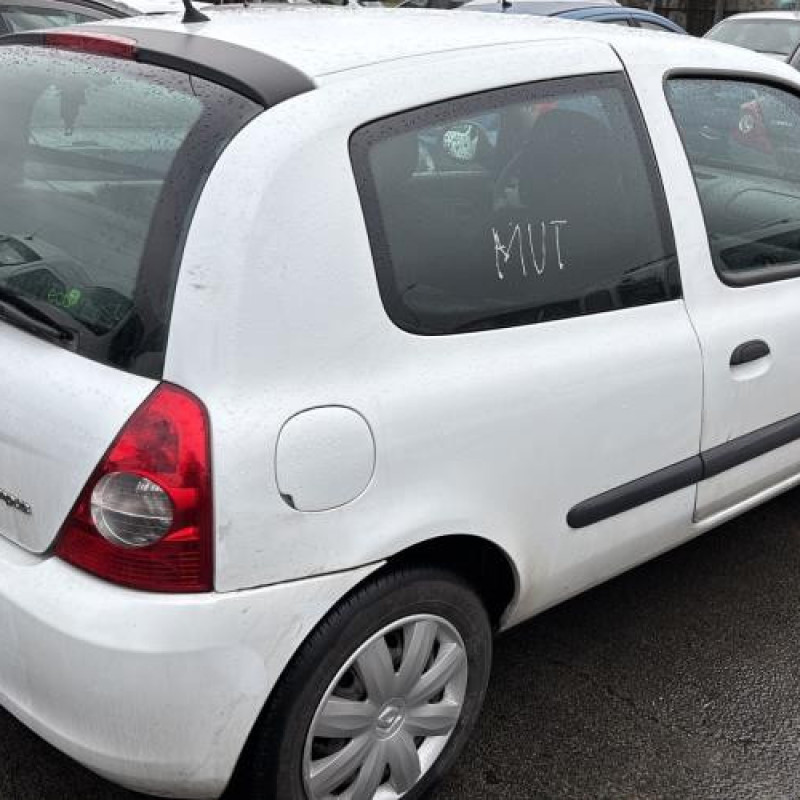 Plage arriere RENAULT CLIO 2 CAMPUS Photo n°9