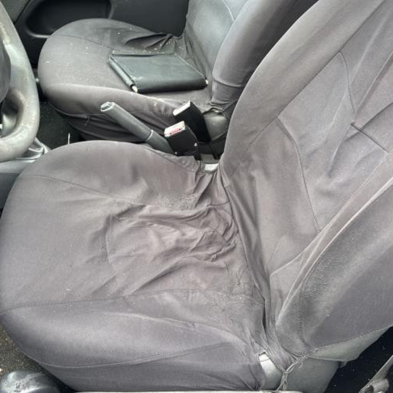 Plage arriere RENAULT CLIO 2 CAMPUS Photo n°15