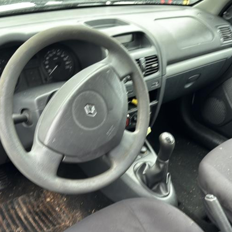 Plage arriere RENAULT CLIO 2 CAMPUS Photo n°16