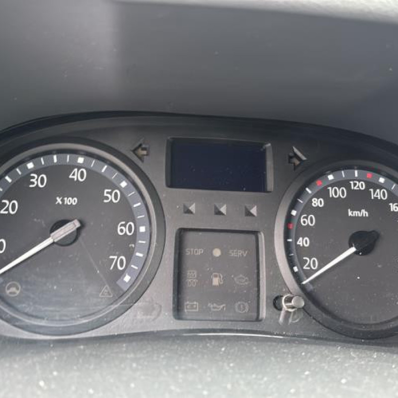 Plage arriere RENAULT CLIO 2 CAMPUS Photo n°20