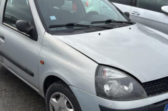 Anti brouillard gauche (feux) RENAULT CLIO 2