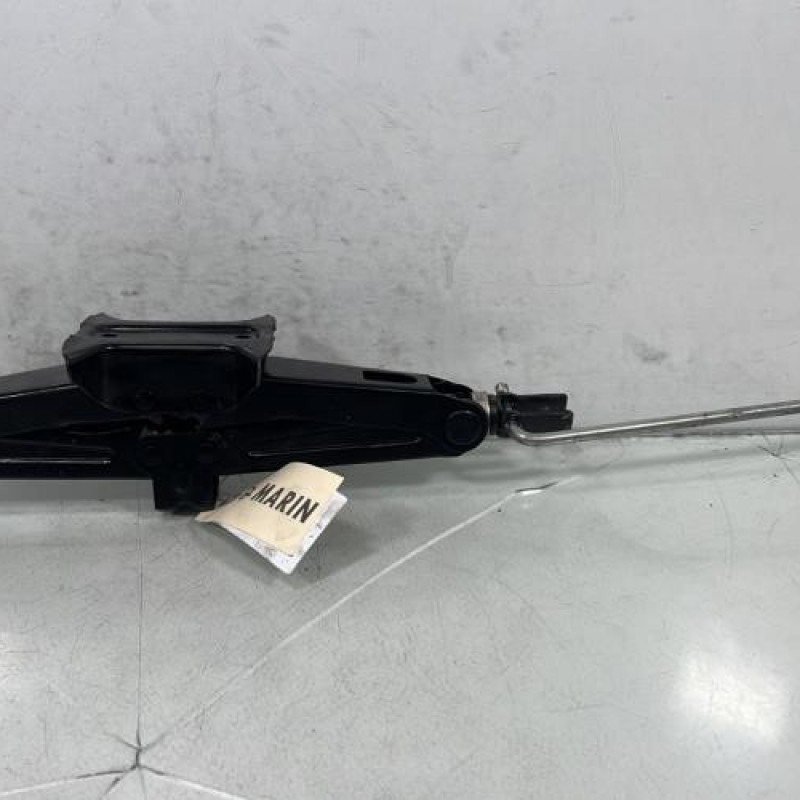 Cric DACIA SANDERO 1 Photo n°1