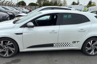 RENAULT MEGANE 4 PHASE 1 1.6i - 16V TURBO TCE 205