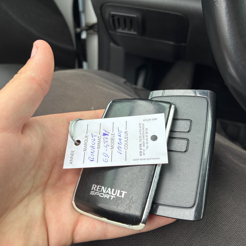RENAULT MEGANE 4 PHASE 1 1.6i - 16V TURBO TCE 205 Photo n°20