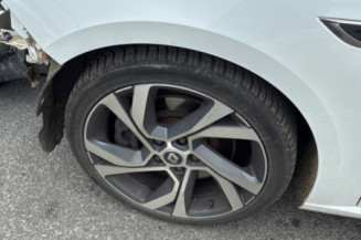 RENAULT MEGANE 4 PHASE 1 1.6i - 16V TURBO TCE 205