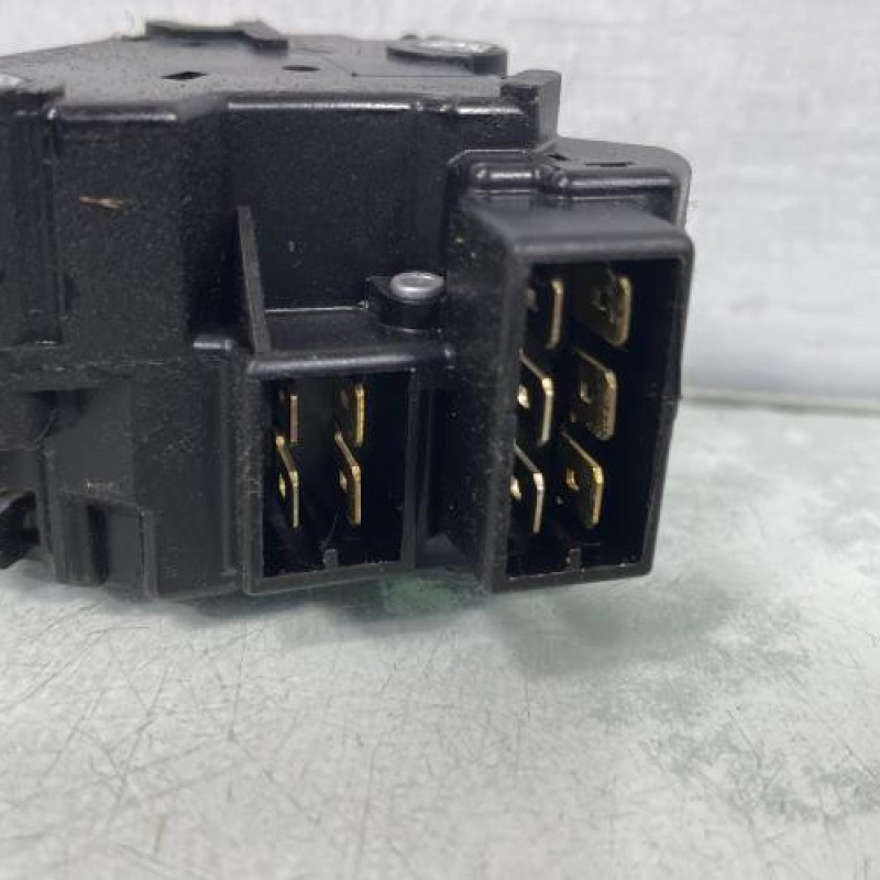 Commodo phare RENAULT EXPRESS Photo n°3