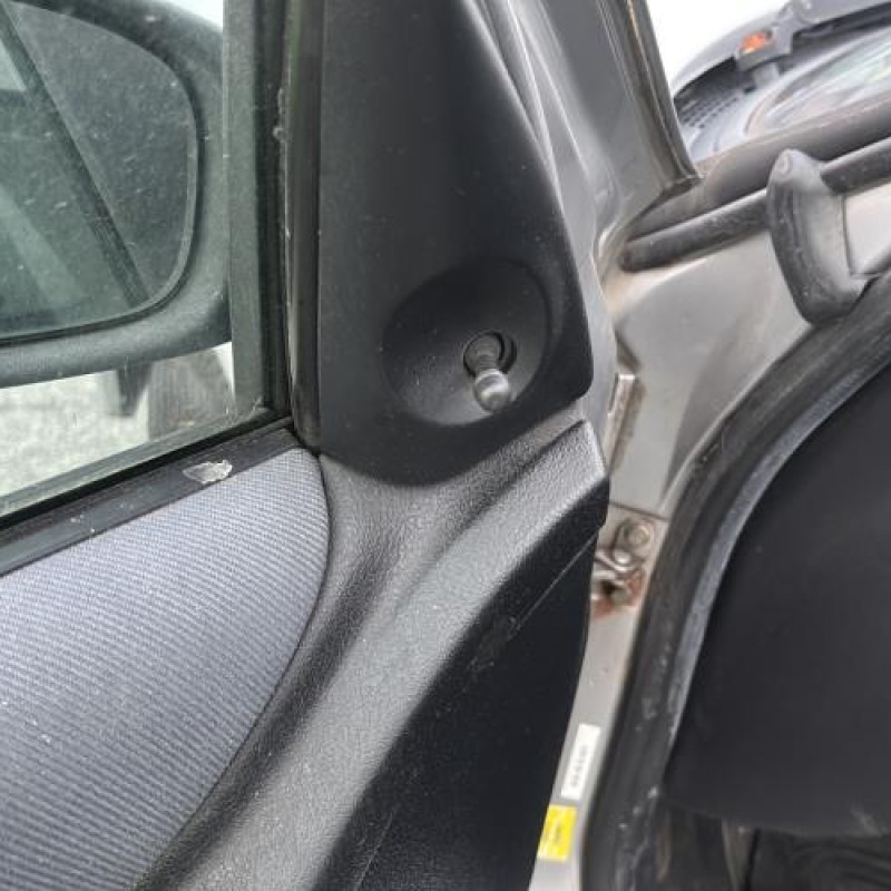 Ceinture arriere gauche PEUGEOT 306 Photo n°16