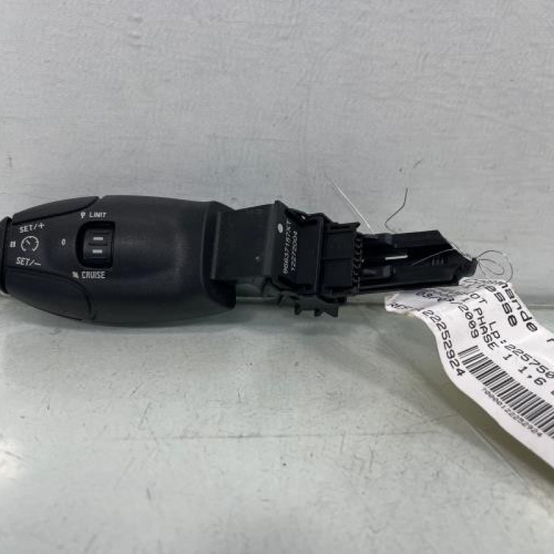 Commande regulateur vitesse PEUGEOT 3008 1 Photo n°1