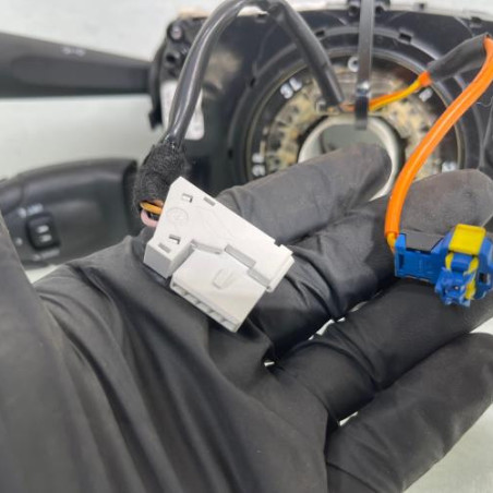 Com (Bloc Contacteur Tournant+Commodo Essuie Glace+Commodo Phare) PEUGEOT 208 1