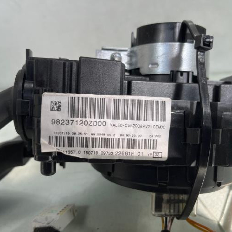 Com (Bloc Contacteur Tournant+Commodo Essuie Glace+Commodo Phare) PEUGEOT 208 1 Photo n°5