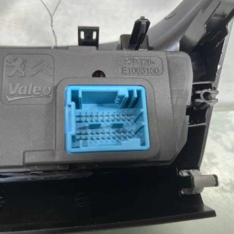 Commande chauffage PEUGEOT 208 1 Photo n°4