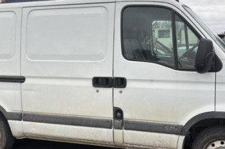 Charniere de capot RENAULT MASTER 2