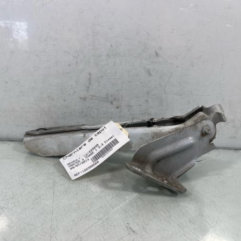 Charniere de capot RENAULT MASTER 3 Photo n°1