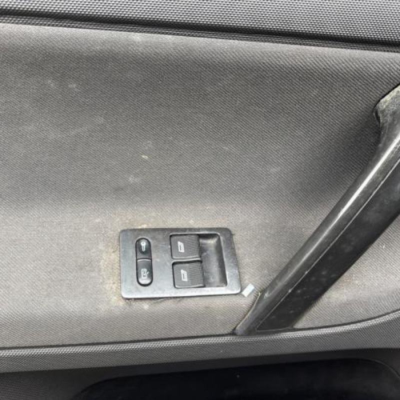 Bras essuie glace arriere VOLKSWAGEN POLO 3 Photo n°16