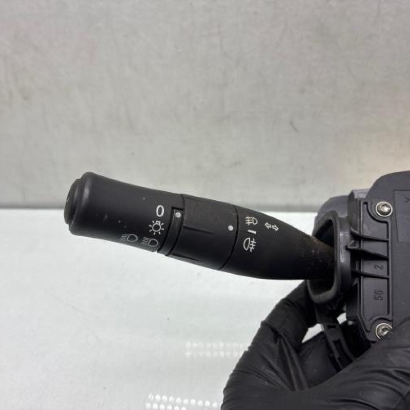 Com (Bloc Contacteur Tournant+Commodo Essuie Glace+Commodo Phare) RENAULT MEGANE 2 Photo n°2