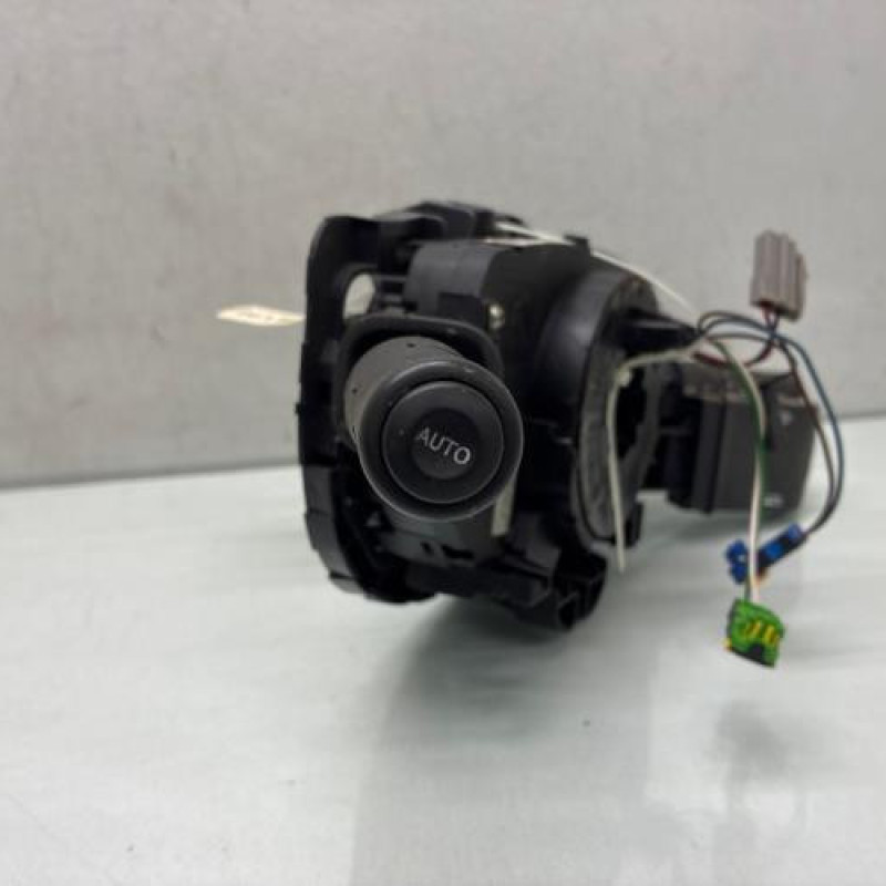 Com (Bloc Contacteur Tournant+Commodo Essuie Glace+Commodo Phare) RENAULT MEGANE 2 Photo n°3