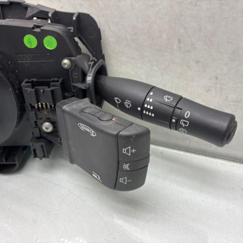 Com (Bloc Contacteur Tournant+Commodo Essuie Glace+Commodo Phare) RENAULT MEGANE 2 Photo n°5