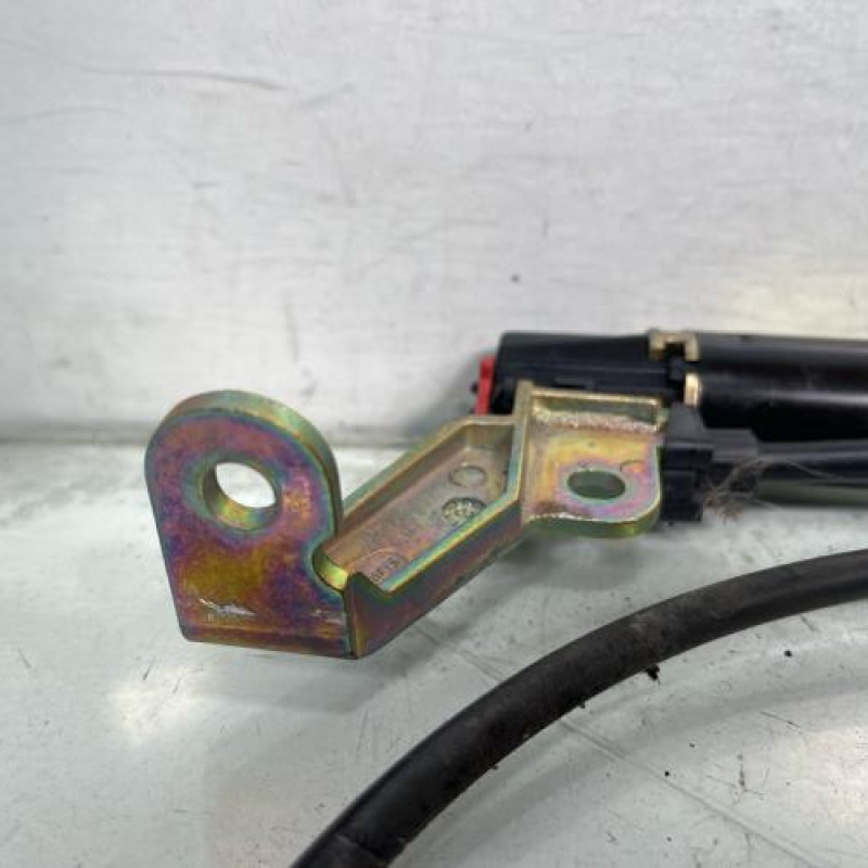 Pretensionneur de ceinture avant gauche OPEL CORSA B Photo n°3