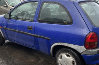 Pretensionneur de ceinture avant gauche OPEL CORSA B