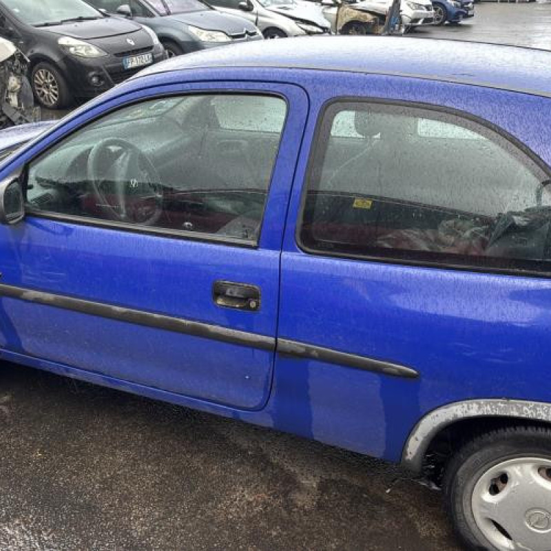 Pretensionneur de ceinture avant gauche OPEL CORSA B Photo n°10