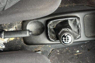 Pretensionneur de ceinture avant gauche OPEL CORSA B