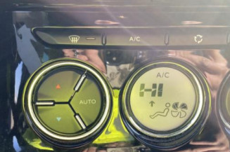 Bras essuie glace avant droit DS DS3