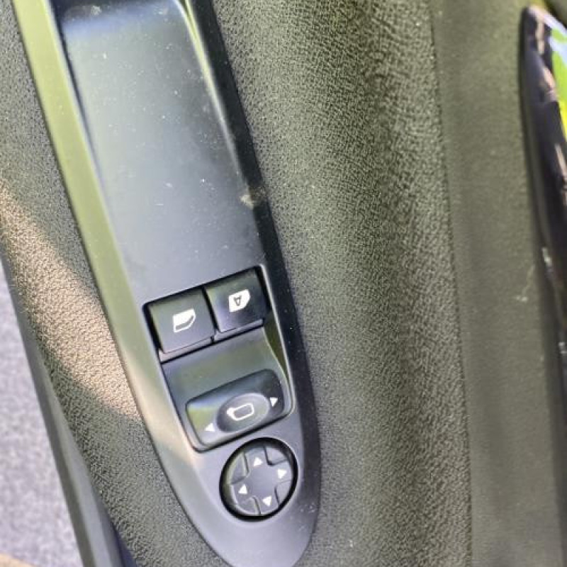 Ceinture avant droit DS DS3 Photo n°15