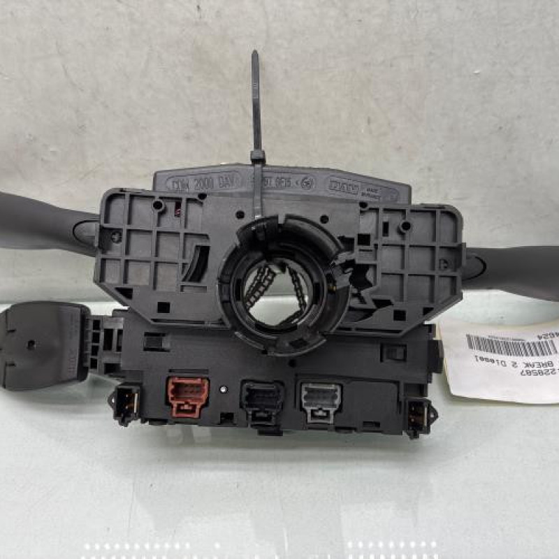 Com (Bloc Contacteur Tournant+Commodo Essuie Glace+Commodo Phare) PEUGEOT 307 Photo n°6