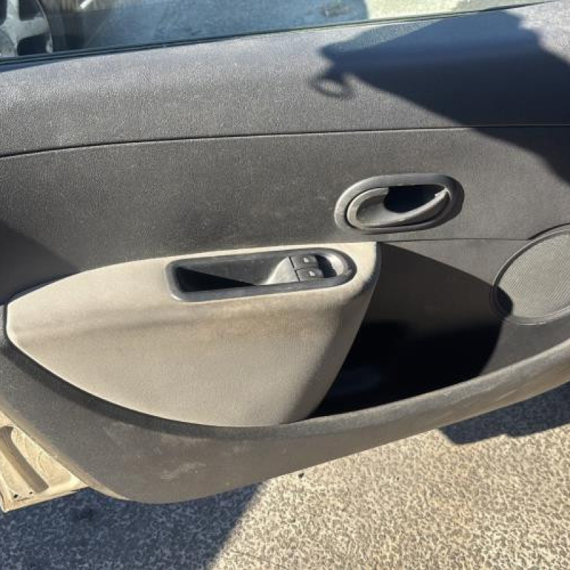 Charniere de capot RENAULT CLIO 3 Photo n°18