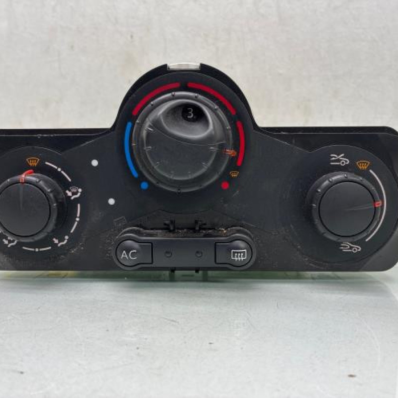 Commande chauffage RENAULT CLIO 3 Photo n°1