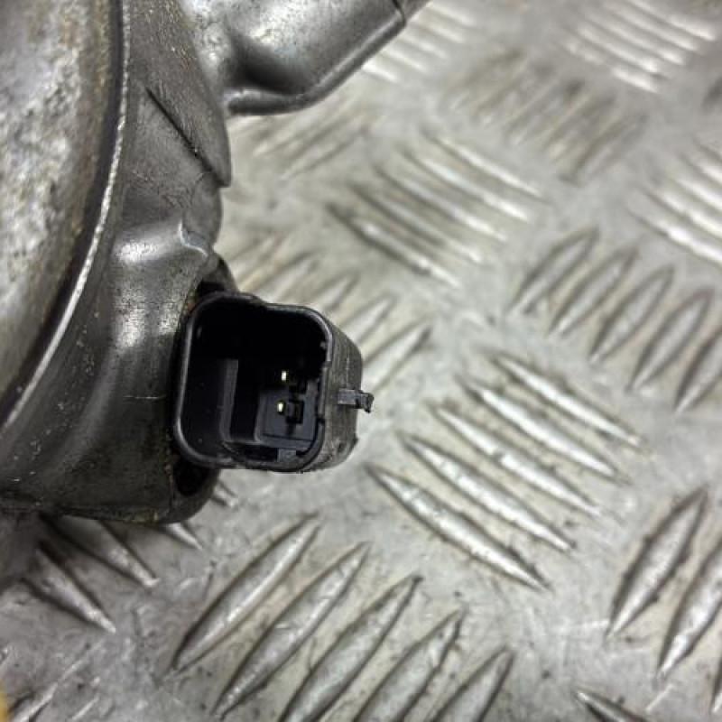 Compresseur clim PEUGEOT 508 1 SW Photo n°4