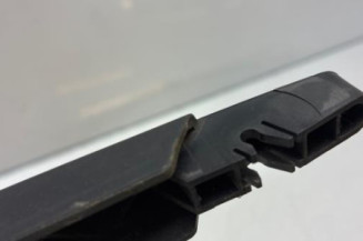 Bras essuie glace arriere PEUGEOT 308 1