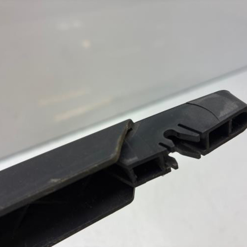 Bras essuie glace arriere PEUGEOT 308 1 Photo n°3