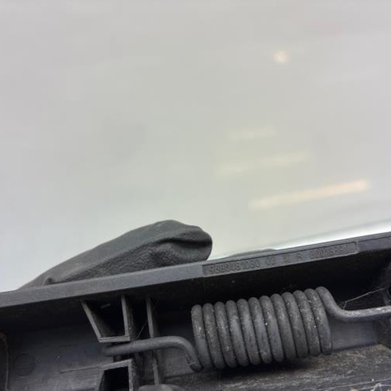 Bras essuie glace arriere PEUGEOT 308 1 Photo n°5