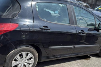 Bras essuie glace arriere PEUGEOT 308 1