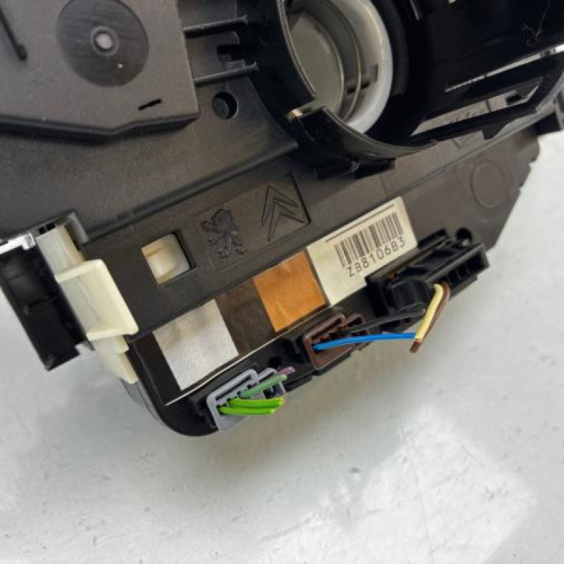 Com (Bloc Contacteur Tournant+Commodo Essuie Glace+Commodo Phare) PEUGEOT 208 1 Photo n°6