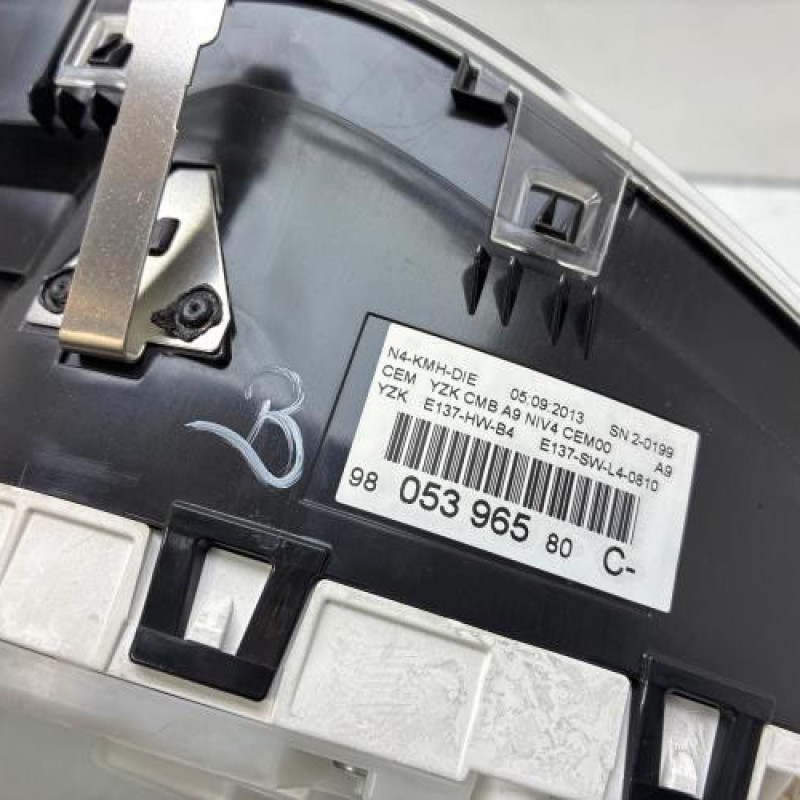 Compteur PEUGEOT 208 1 Photo n°7