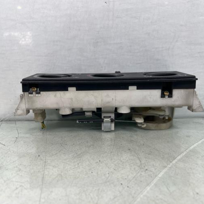 Commande chauffage PEUGEOT 405 Photo n°2