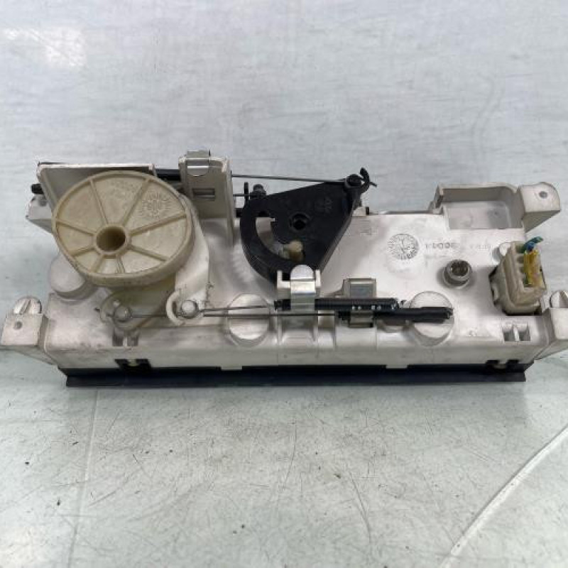 Commande chauffage PEUGEOT 405 Photo n°3