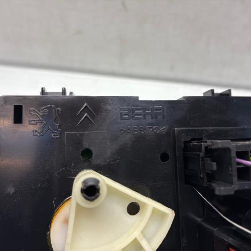 Commande chauffage CITROEN DS3 Photo n°3