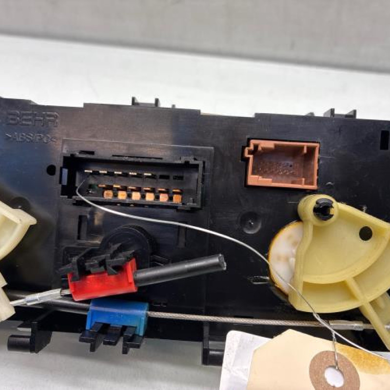 Commande chauffage CITROEN DS3 Photo n°4